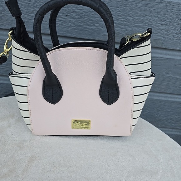 Betsey Johnson Pink & Black Cat Motif Crossbody Bag - Picture 9 of 16